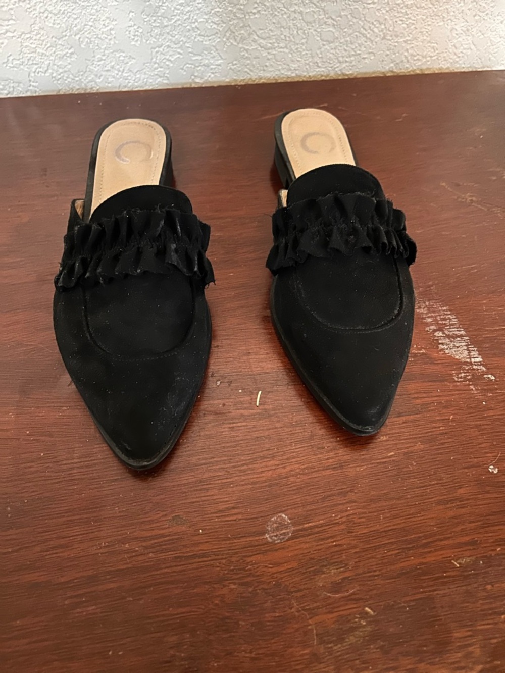 Black Ruffle Pointed-Toe Slip-On Mules - Picture 2 of 3